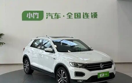 Volkswagen T-Roc I, 2021 год, 2 356 000 рублей, 3 фотография