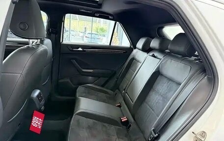 Volkswagen T-Roc I, 2021 год, 2 356 000 рублей, 10 фотография