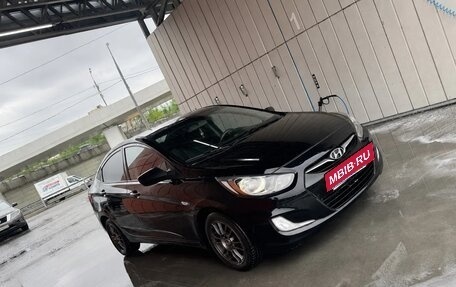 Hyundai Solaris II рестайлинг, 2013 год, 850 000 рублей, 5 фотография