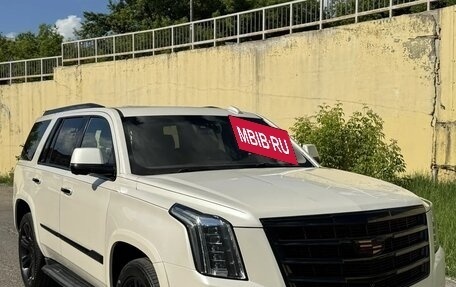Cadillac Escalade IV, 2015 год, 2 921 000 рублей, 2 фотография