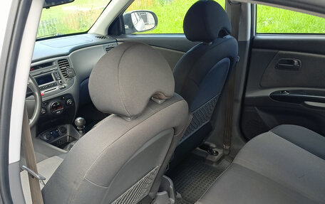 KIA Rio II, 2010 год, 550 000 рублей, 11 фотография