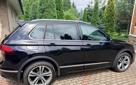 Volkswagen Tiguan II, 2020 год, 2 650 000 рублей, 7 фотография
