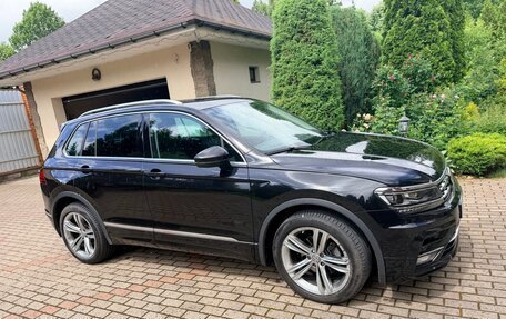 Volkswagen Tiguan II, 2020 год, 2 650 000 рублей, 6 фотография