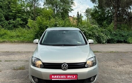 Volkswagen Golf Plus II, 2012 год, 720 000 рублей, 2 фотография