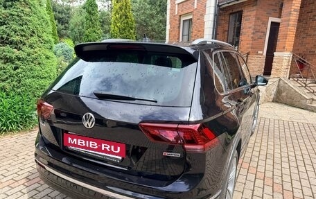 Volkswagen Tiguan II, 2020 год, 2 650 000 рублей, 9 фотография