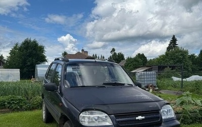 Chevrolet Niva I рестайлинг, 2004 год, 288 000 рублей, 1 фотография
