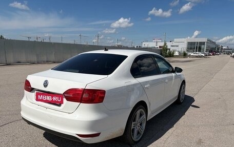 Volkswagen Jetta VI, 2013 год, 850 000 рублей, 2 фотография