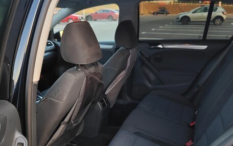 Volkswagen Golf VI, 2011 год, 900 000 рублей, 12 фотография