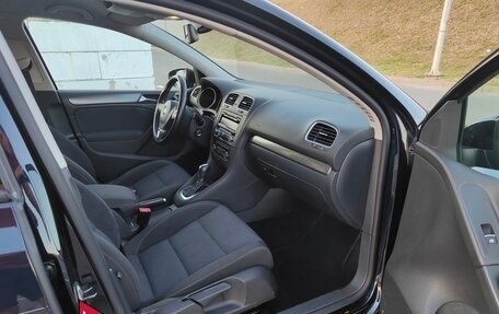 Volkswagen Golf VI, 2011 год, 900 000 рублей, 10 фотография