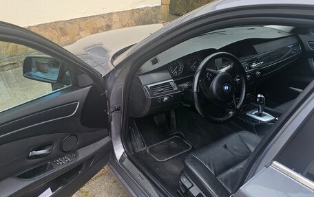 BMW 5 серия, 2009 год, 1 900 000 рублей, 12 фотография