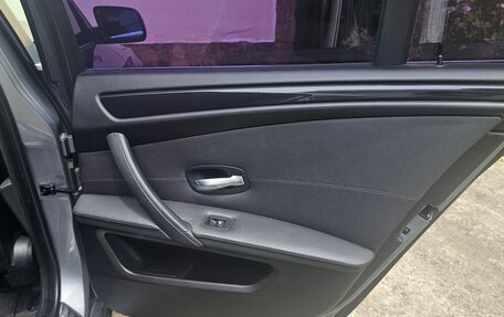 BMW 5 серия, 2009 год, 1 900 000 рублей, 31 фотография