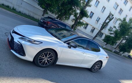Toyota Camry, 2021 год, 4 100 000 рублей, 2 фотография