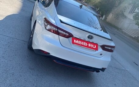 Toyota Camry, 2021 год, 4 100 000 рублей, 3 фотография