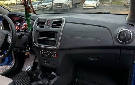 Renault Sandero II рестайлинг, 2017 год, 1 150 000 рублей, 17 фотография