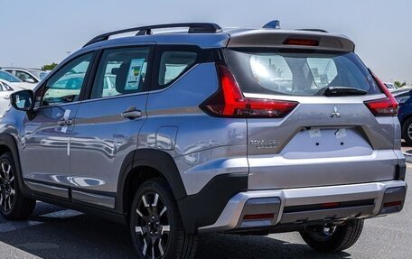 Mitsubishi Xpander, 2026 год, 2 680 000 рублей, 6 фотография