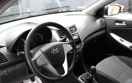 Hyundai Solaris II рестайлинг, 2012 год, 545 000 рублей, 7 фотография