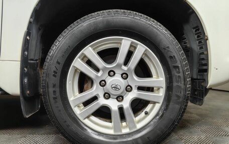 Toyota Land Cruiser Prado 150 рестайлинг 2, 2013 год, 2 675 000 рублей, 9 фотография