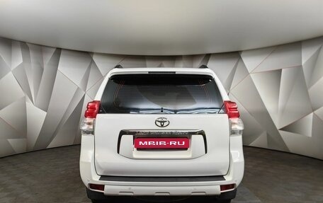 Toyota Land Cruiser Prado 150 рестайлинг 2, 2013 год, 2 675 000 рублей, 8 фотография