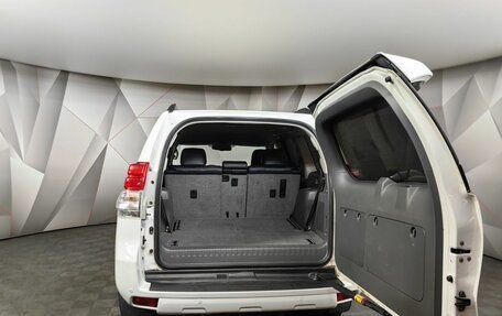 Toyota Land Cruiser Prado 150 рестайлинг 2, 2013 год, 2 675 000 рублей, 12 фотография