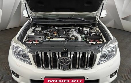 Toyota Land Cruiser Prado 150 рестайлинг 2, 2013 год, 2 675 000 рублей, 11 фотография