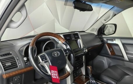 Toyota Land Cruiser Prado 150 рестайлинг 2, 2013 год, 2 675 000 рублей, 19 фотография
