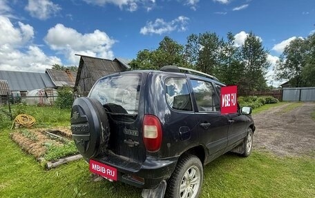 Chevrolet Niva I рестайлинг, 2004 год, 288 000 рублей, 10 фотография