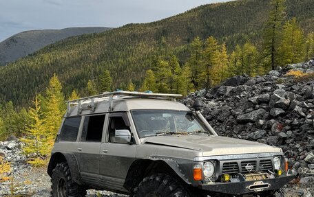Nissan Safari IV, 1989 год, 2 250 000 рублей, 5 фотография
