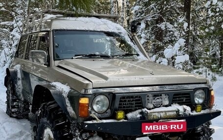 Nissan Safari IV, 1989 год, 2 250 000 рублей, 8 фотография