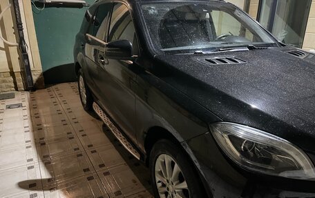 Mercedes-Benz M-Класс, 2012 год, 1 700 000 рублей, 3 фотография
