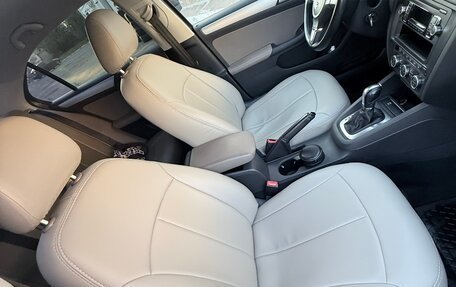Volkswagen Jetta VI, 2012 год, 1 090 000 рублей, 8 фотография