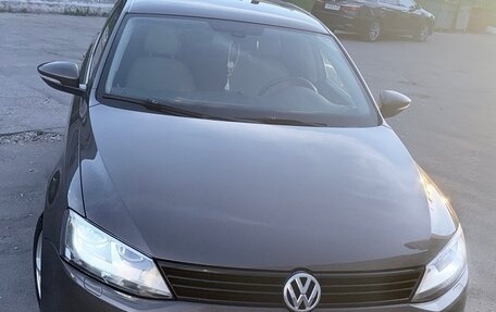 Volkswagen Jetta VI, 2012 год, 1 090 000 рублей, 13 фотография
