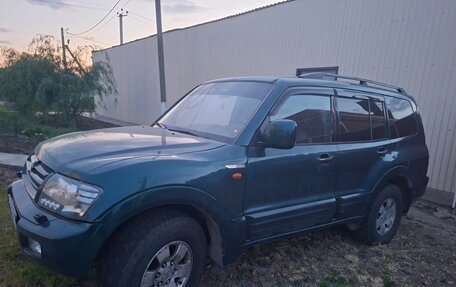 Mitsubishi Pajero III рестайлинг, 2002 год, 600 000 рублей, 3 фотография