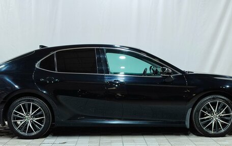 Toyota Camry, 2021 год, 3 300 000 рублей, 4 фотография