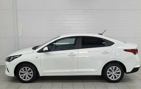 Hyundai Solaris II рестайлинг, 2021 год, 1 590 000 рублей, 12 фотография