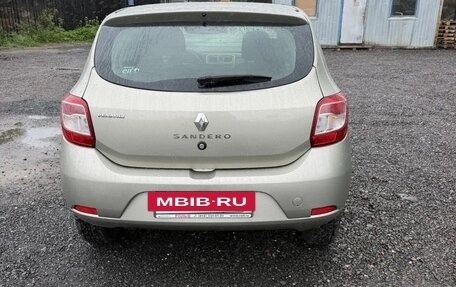 Renault Sandero II рестайлинг, 2016 год, 500 000 рублей, 3 фотография
