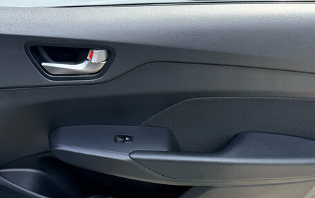 Hyundai Solaris II рестайлинг, 2019 год, 1 350 000 рублей, 18 фотография