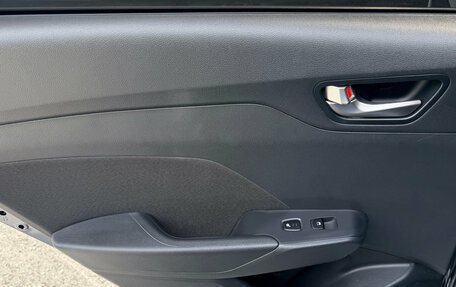 Hyundai Solaris II рестайлинг, 2019 год, 1 350 000 рублей, 19 фотография