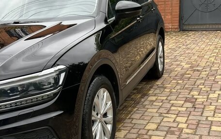 Volkswagen Tiguan II, 2017 год, 2 195 000 рублей, 8 фотография