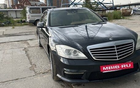 Mercedes-Benz S-Класс, 2011 год, 1 300 000 рублей, 2 фотография