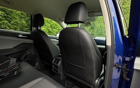 Volkswagen Taos, 2022 год, 2 750 000 рублей, 14 фотография