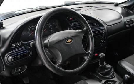 Chevrolet Niva I рестайлинг, 2008 год, 210 000 рублей, 10 фотография
