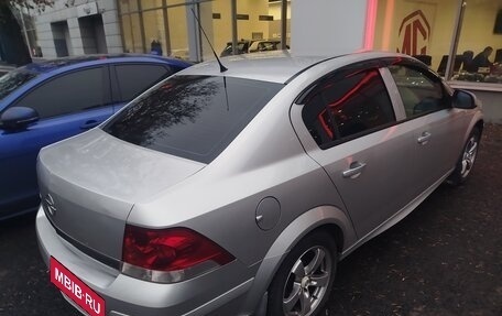 Opel Astra J, 2013 год, 585 000 рублей, 3 фотография