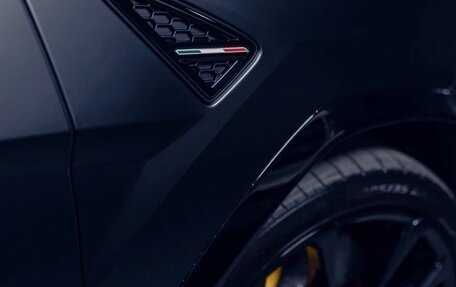 Lamborghini Urus I, 2023 год, 27 000 000 рублей, 6 фотография