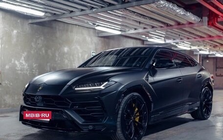 Lamborghini Urus I, 2023 год, 27 000 000 рублей, 15 фотография