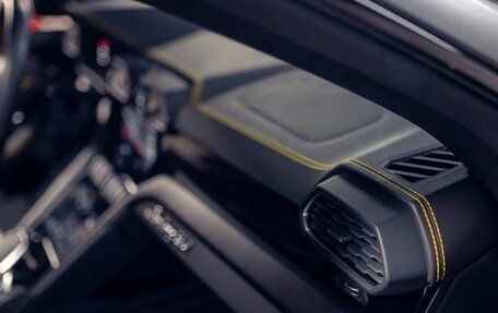 Lamborghini Urus I, 2023 год, 27 000 000 рублей, 29 фотография