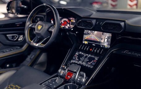 Lamborghini Urus I, 2023 год, 27 000 000 рублей, 33 фотография