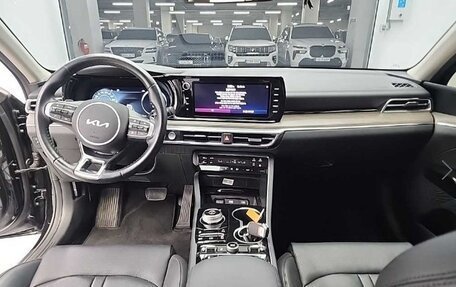 KIA K5, 2023 год, 2 300 000 рублей, 7 фотография