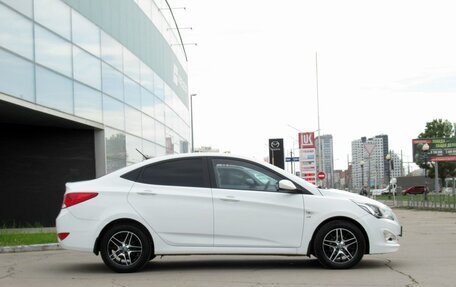 Hyundai Solaris II рестайлинг, 2014 год, 950 000 рублей, 4 фотография