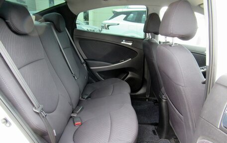 Hyundai Solaris II рестайлинг, 2014 год, 950 000 рублей, 19 фотография