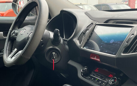 KIA Sportage III, 2010 год, 870 000 рублей, 13 фотография